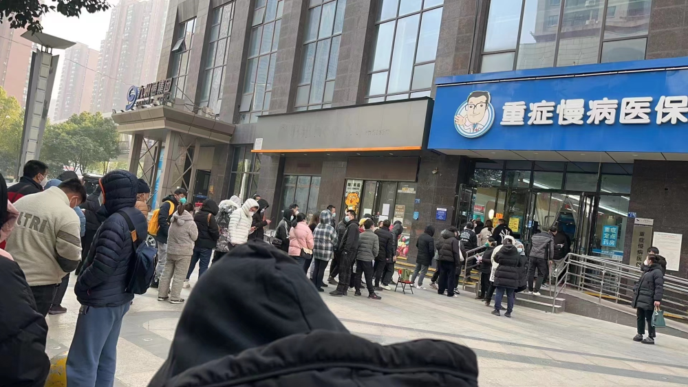 海南最新求一个套医保卡的黄牛南京方法分析(最方便真实的海南南京医保卡兑现中介方法)